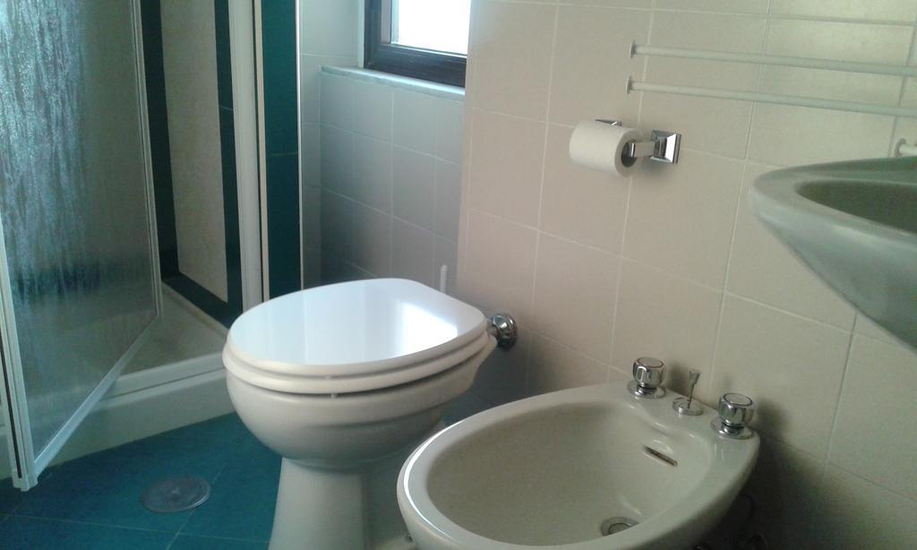Albergo Ollolai Civitavecchia Dış mekan fotoğraf
