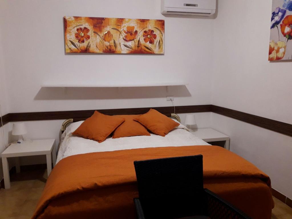 Albergo Ollolai Civitavecchia Dış mekan fotoğraf