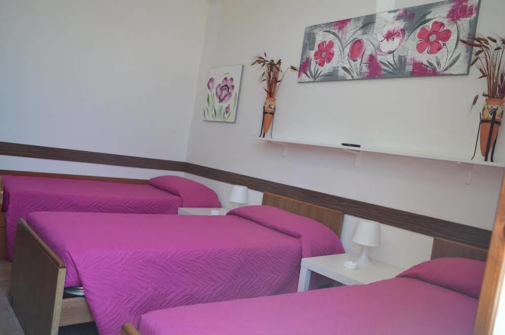 Albergo Ollolai Civitavecchia Dış mekan fotoğraf
